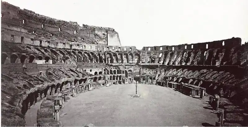 colosseo interno 1870