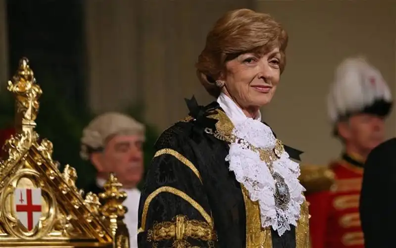 FIONA WOOLF 1