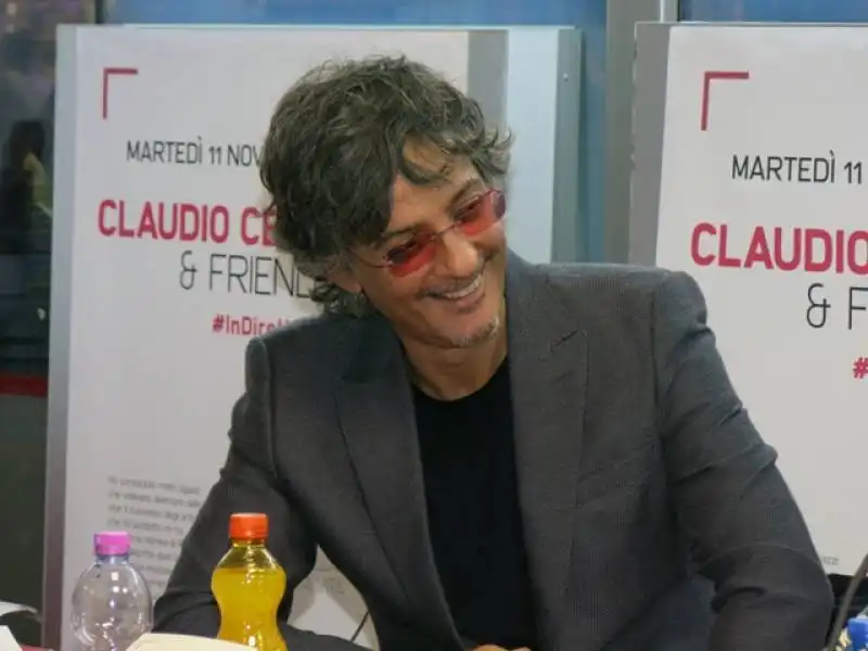 fiorello sorridente photo andrea arriga