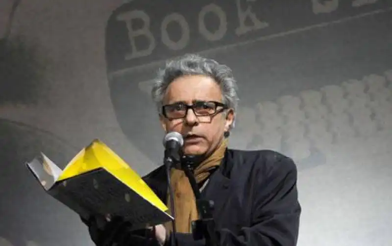 HANIF 
KUREISHI
