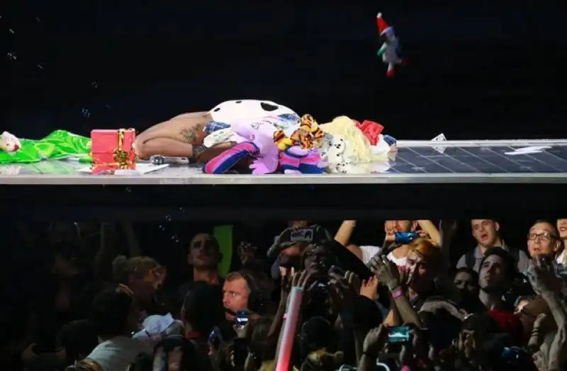 lady gaga artrave a milano 10