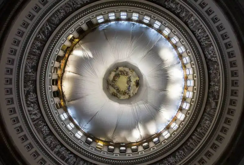 lavori di restaura nella cupola di washington dc