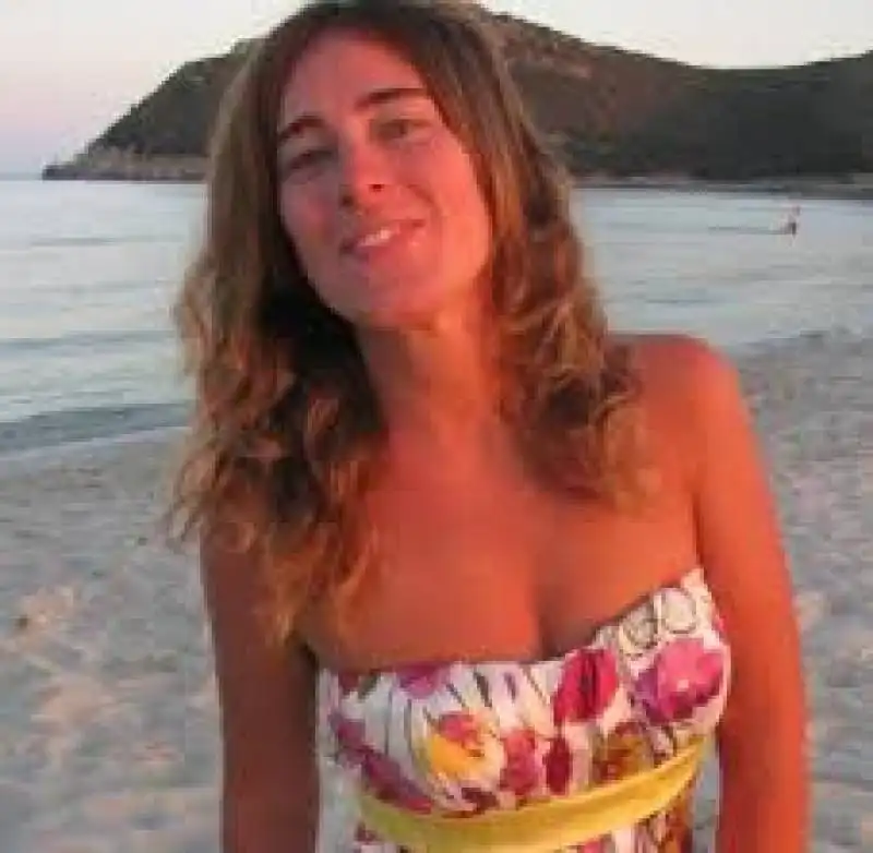 maria elena boschi 3