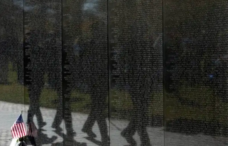 monumento per i caduti nella guerra del vietnam