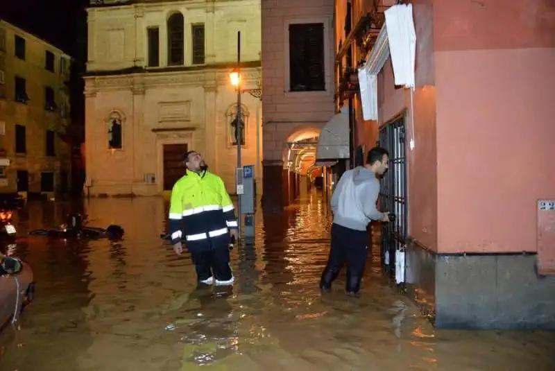  nubifragio nel tigullio, allagamenti a chiavari  2