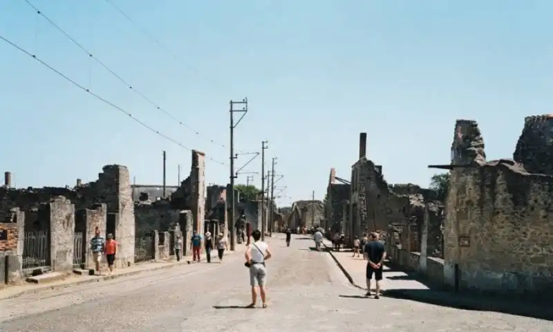 oradour sur glane luogo massacro nazista