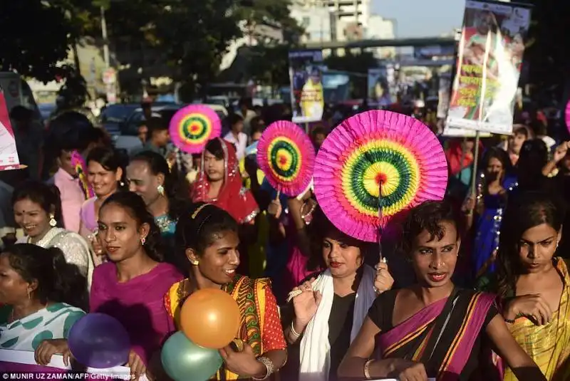 parata transgender nel bangladesh 1