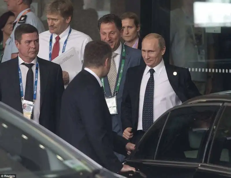 putin lascia il g20 australiano 5