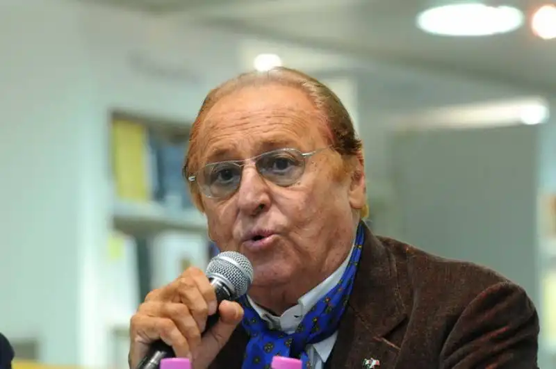 renzo arbore racconta la sua storia