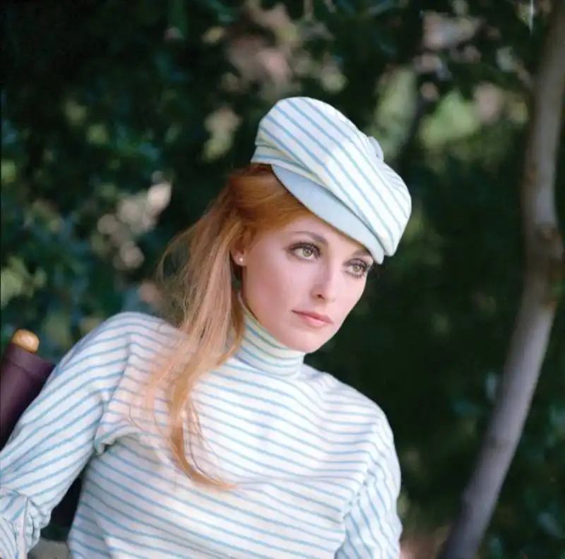 sharon tate 3