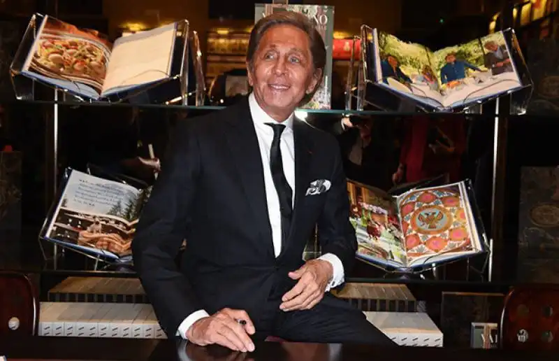 valentino at the emperor’s table 27