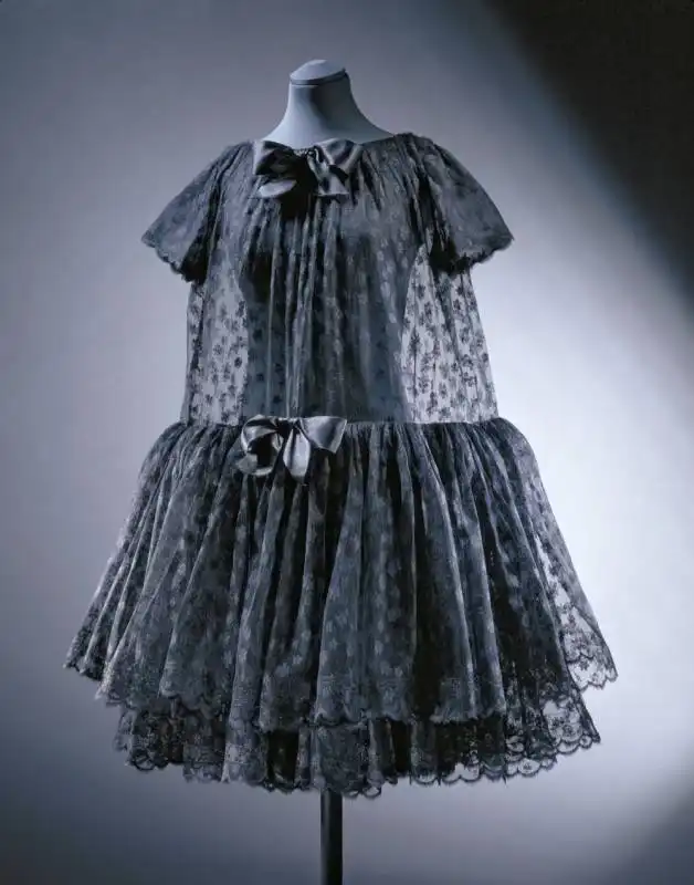 abito da sera corto   cristobal balenciaga 1958