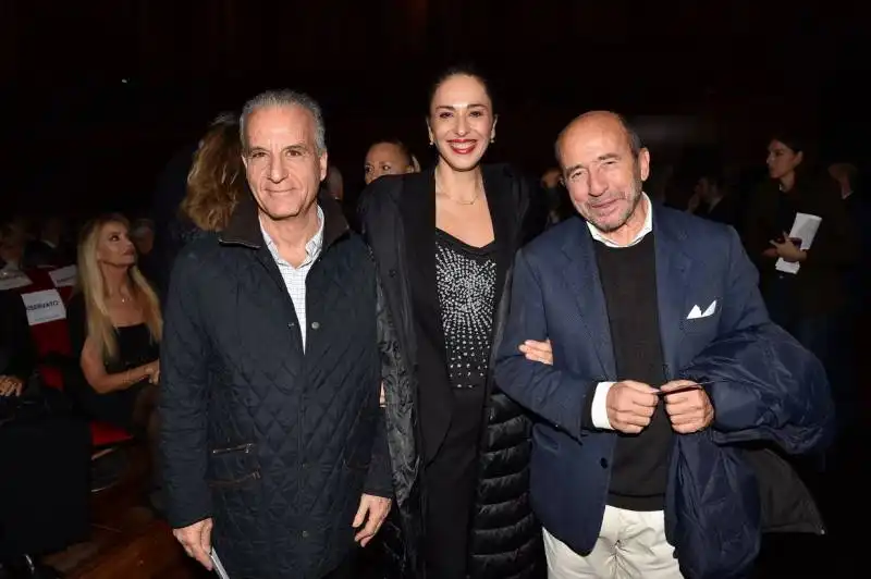 aldo spallone con la moglie alessandra e un amico