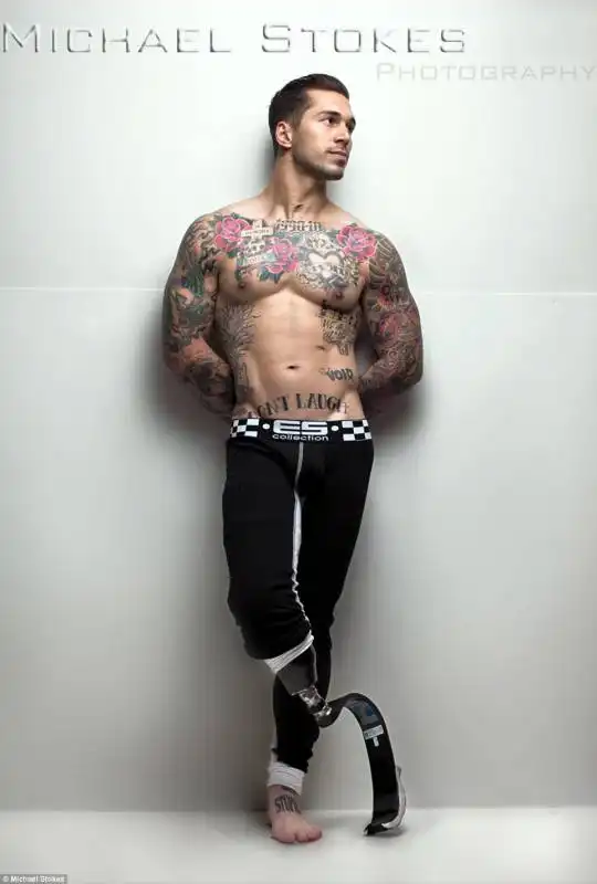 alex minsky   26 anni