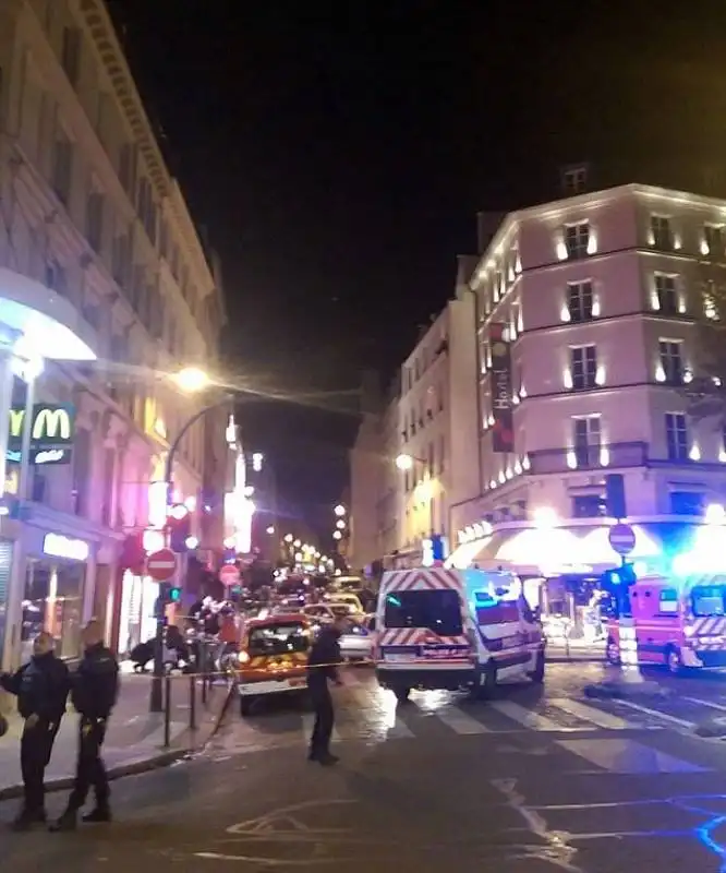 attentati a parigi  9