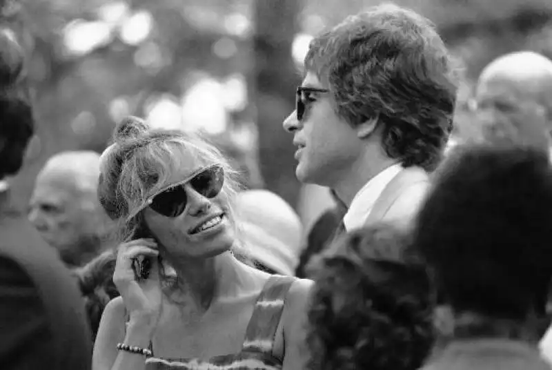 carly simon warren beatty