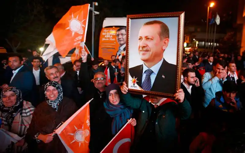 ERDOGAN VINCE LE ELEZIONI