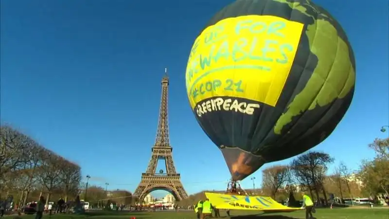 greenpeace parigi cop21