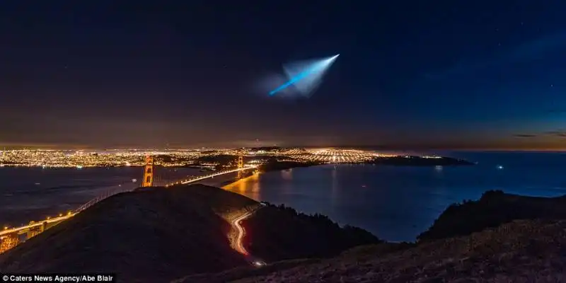 il missile sorvola il golden gate   1