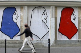 ISLAM IN FRANCIA