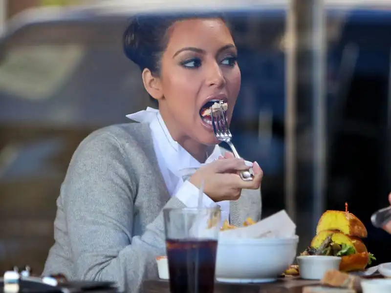 kim kardashian eating