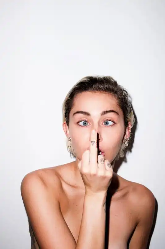 miley cyrus by terry richardson  20