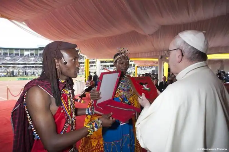 papa francesco bergoglio a nairobi  5