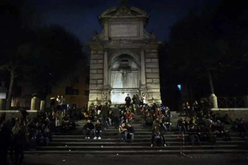 trastevere piazza trilussa  