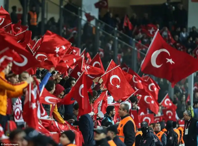 turchia grecia   tifosi allo stadio