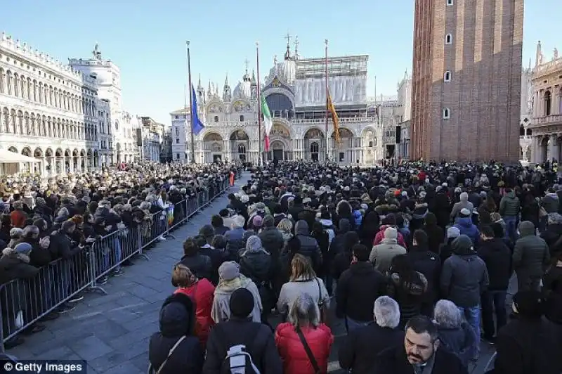 valeria solesin funerale 1