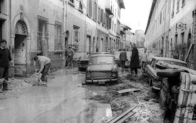 alluvione di firenze  7