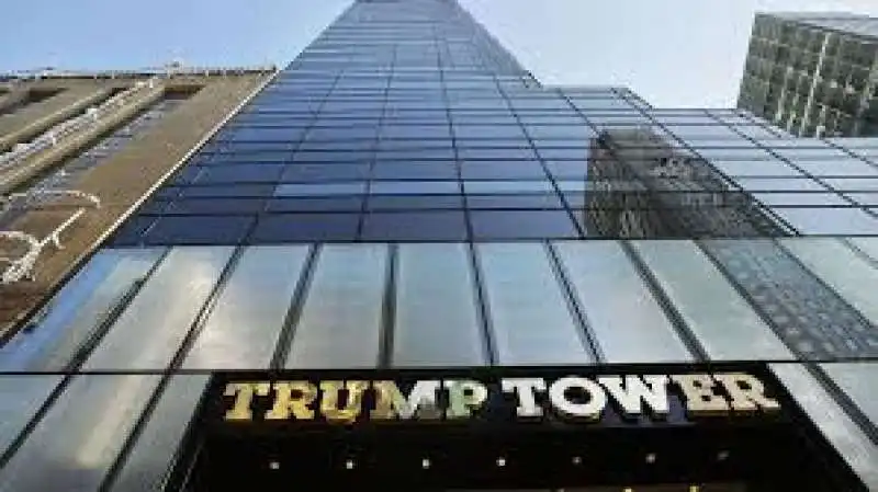 edifici con il nome trump  8