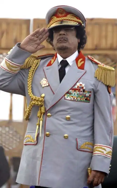 gheddafi era bisessuale