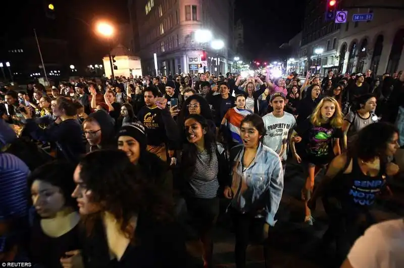 marcia antitrump a oakland