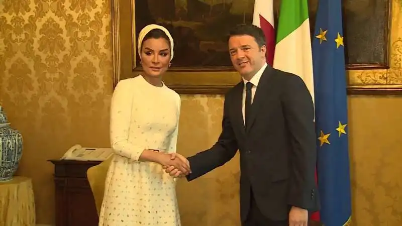 RENZI SHEIKA MOUZA QATAR