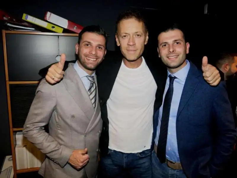 rocco siffredi con simone e alessandro cianfarani siffredi hard academy foto andrea arriga