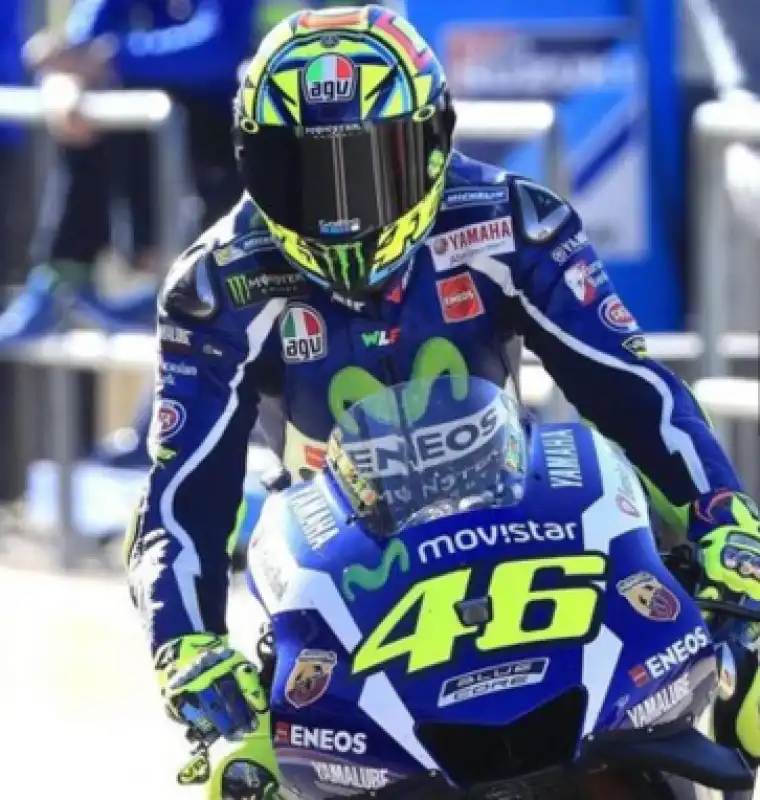 VALENTINO ROSSI 10