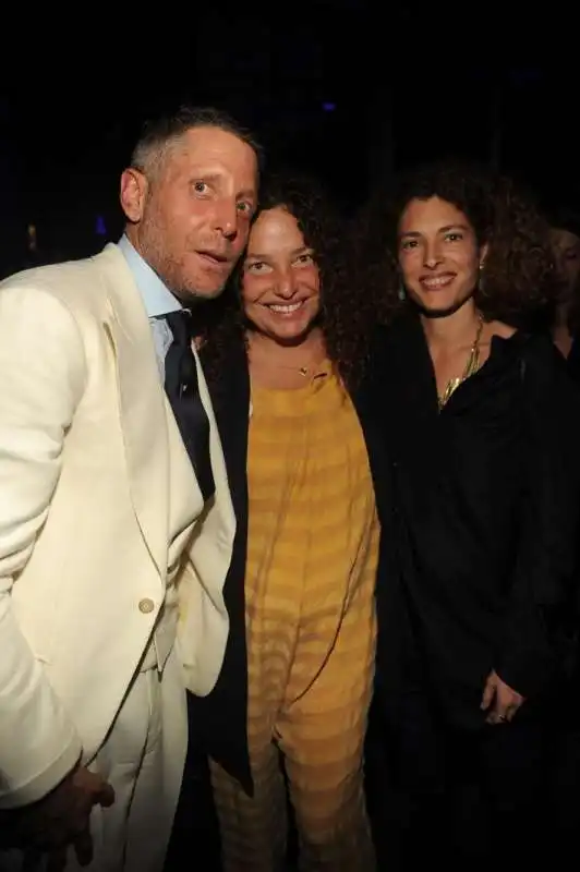 108 lapo elkann;tatiana von furstenberg;ginevra elkann nin 5556