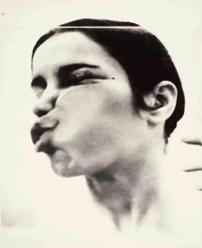 ana mendieta delirious ge