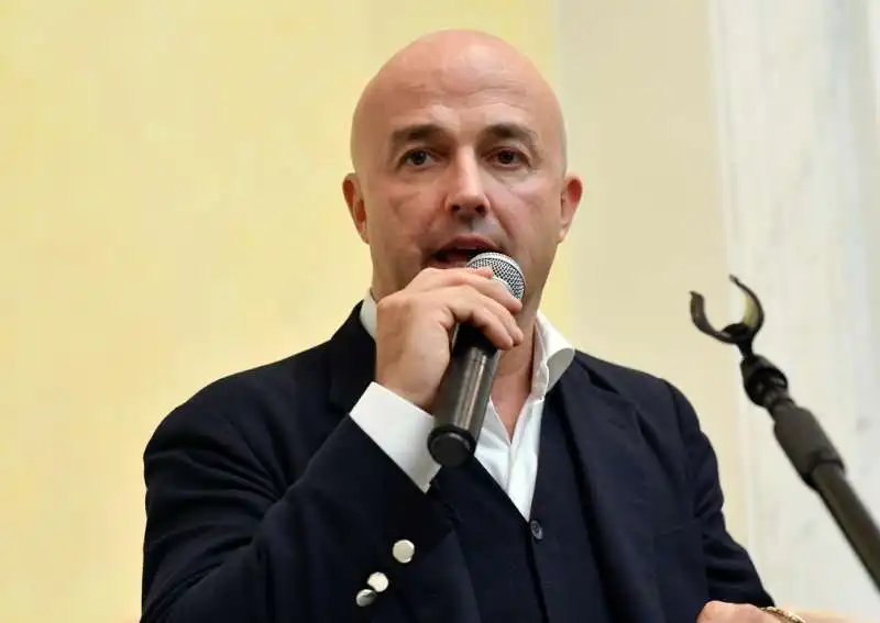 gianluigi nuzzi (1)