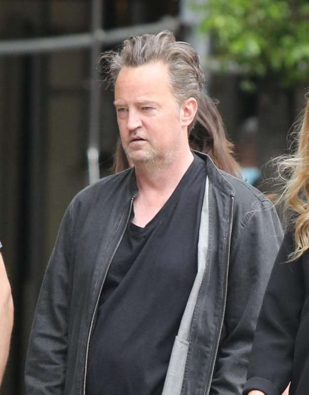 matthew perry copia 3