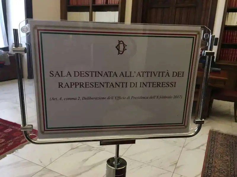 SALA LOBBISTI MONTECITORIO