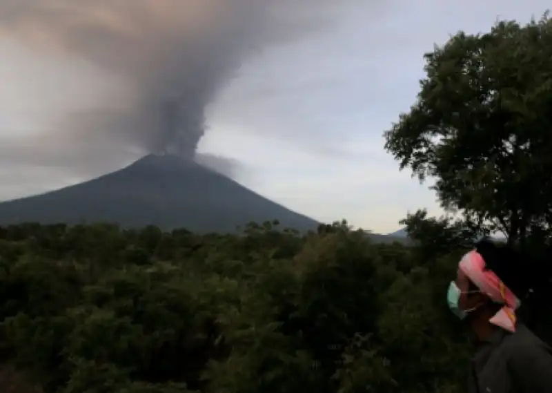 vulcano agung 2