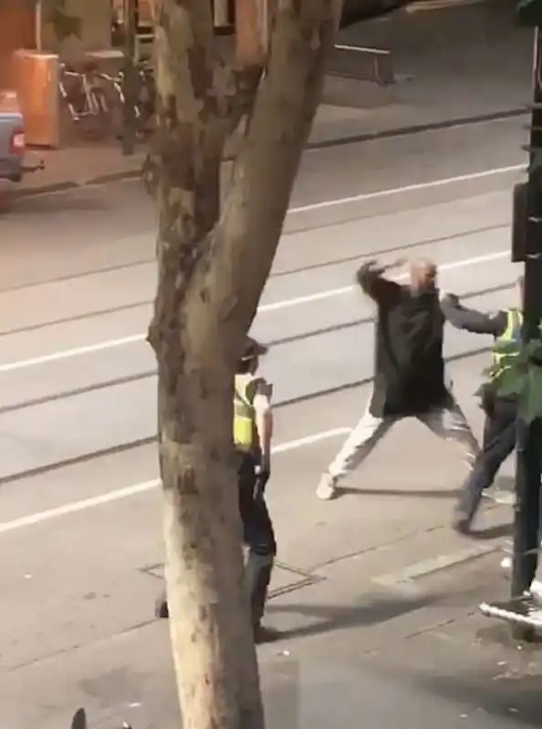 attacco a melbourne 15