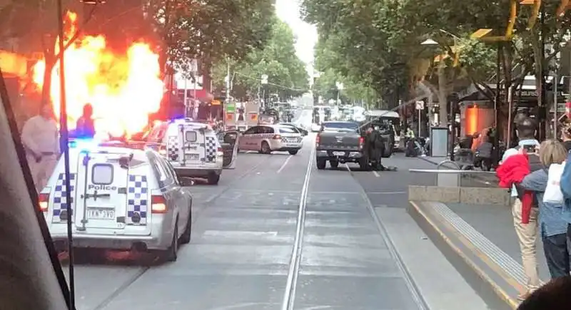 attacco a melbourne 7