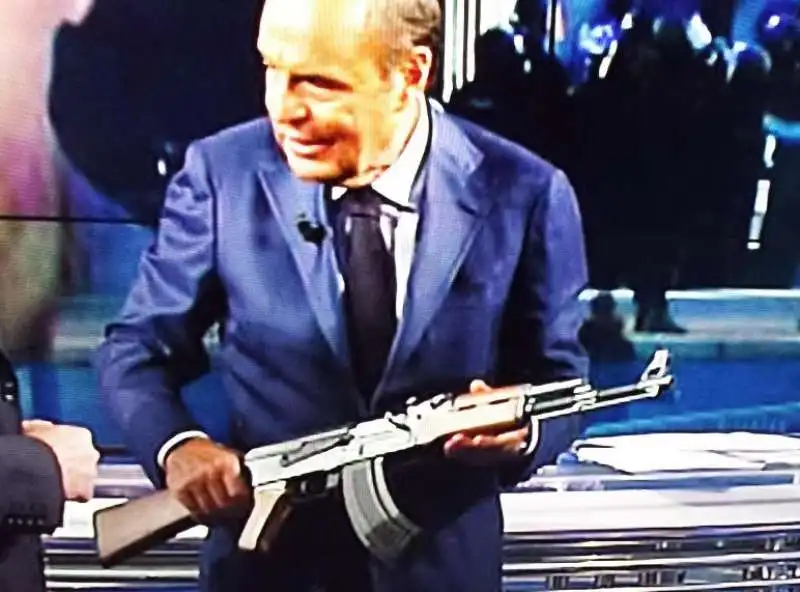 BRUNO VESPA  E IL KALASHNIKOV