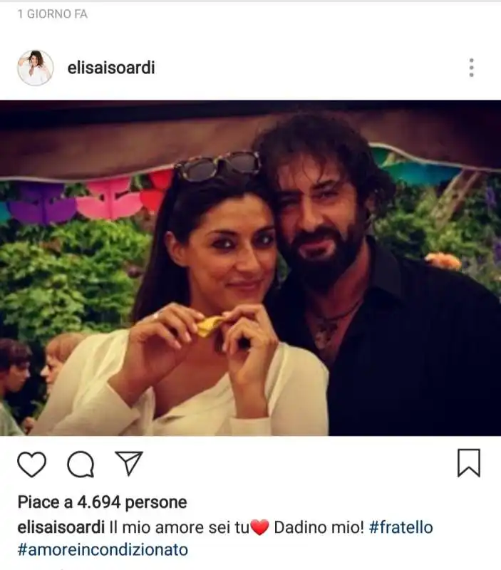 ELISA ISOARDI DICHIARAZIONE D AMORE PER IL FRATELLO