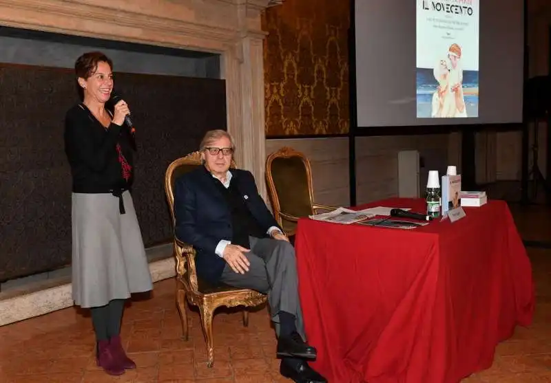 flaminia gennari santori presenta vittorio sgarbi