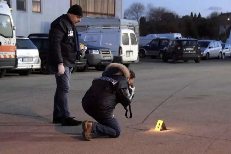 gommista spara al ladro e lo uccide 11