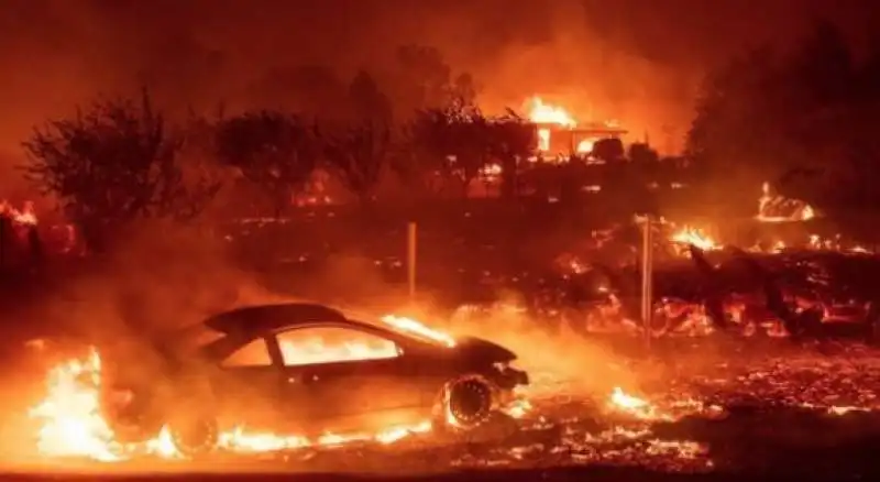 incendio california 7